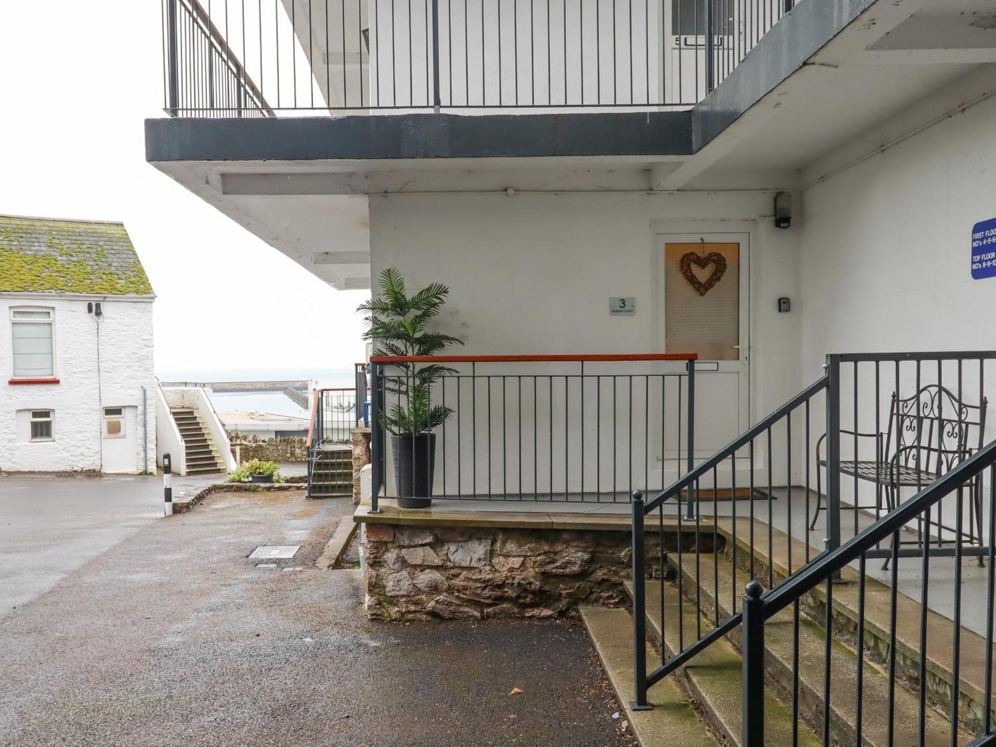 3 Dolphin Court Apartment Brixham Exterior photo
